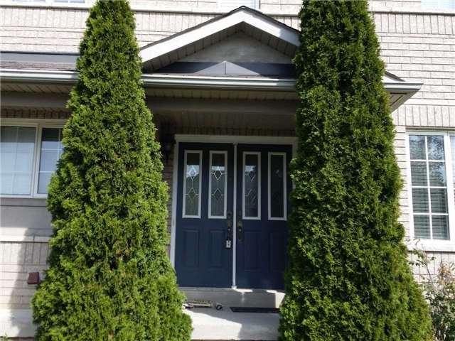 3228 Camberwell Dr, House detached with 4 bedrooms, 3 bathrooms and 4 parking in Mississauga ON | Image 2