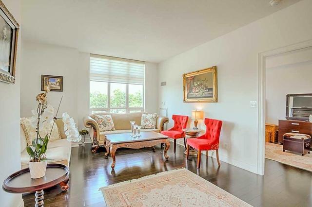 304 - 10 Bloorview Pl, Condo with 2 bedrooms, 2 bathrooms and 1 parking in Toronto ON | Image 3