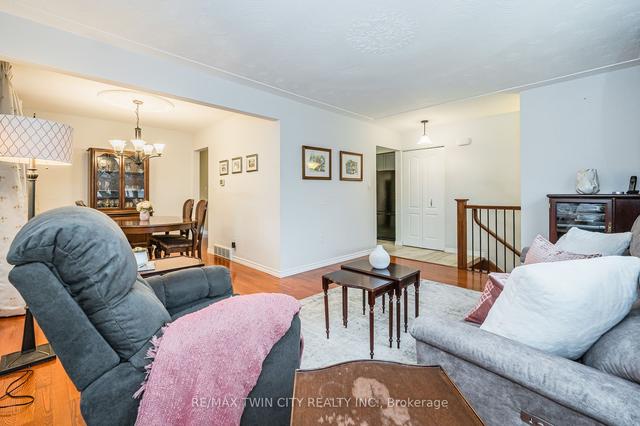 314 Daleside Pl, House detached with 4 bedrooms, 2 bathrooms and 3 parking in Waterloo ON | Image 36