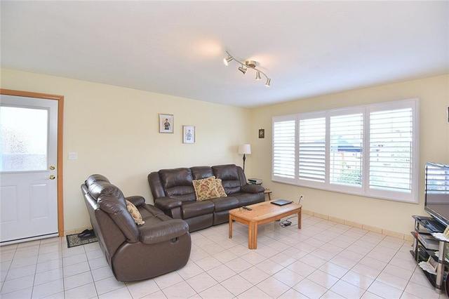 3 Lanscott Place, House detached with 4 bedrooms, 1 bathrooms and 3 parking in Hamilton ON | Image 17