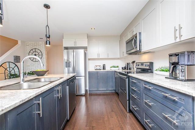791 Element Private, Townhouse with 2 bedrooms, 2 bathrooms and 2 parking in Ottawa ON | Image 14