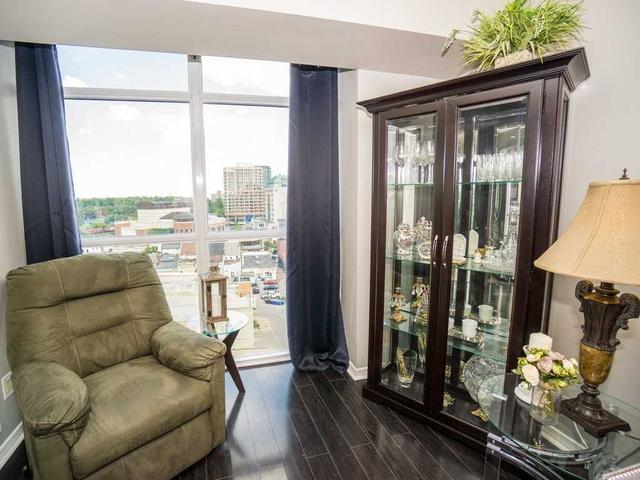 1002 - 9 George St N, Condo with 2 bedrooms, 2 bathrooms and 1 parking in Brampton ON | Image 4