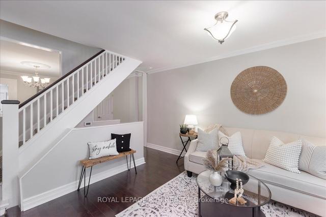 21 Pharmacy Ave, House semidetached with 3 bedrooms, 2 bathrooms and 2 parking in Toronto ON | Image 23