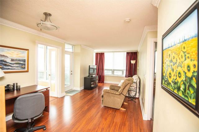 1512 - 15 Greenview Ave, Condo with 2 bedrooms, 2 bathrooms and 1 parking in Toronto ON | Image 10