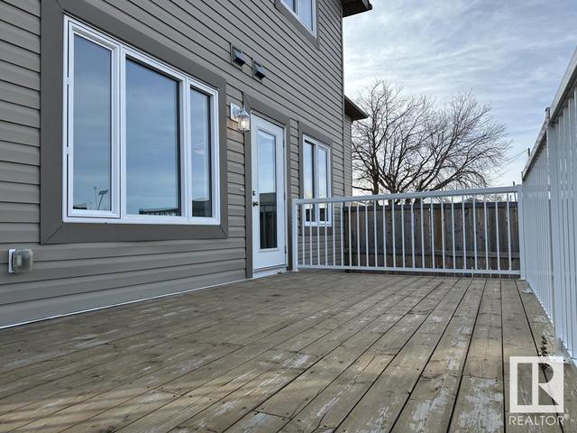 4914 47 St, House semidetached with 3 bedrooms, 2 bathrooms and null parking in Redwater AB | Image 46