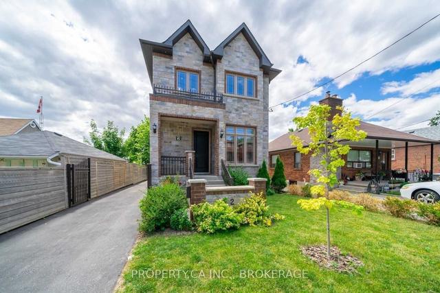 2 Alyward St, House detached with 3 bedrooms, 4 bathrooms and 2 parking in Toronto ON | Image 1