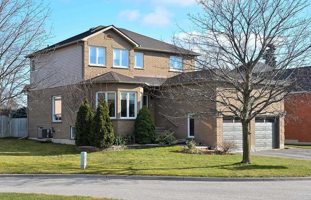 861 Wildflower Crt, House detached with 3 bedrooms, 4 bathrooms and 6 parking in Oshawa ON | Image 23
