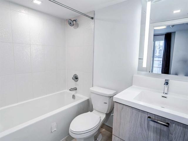 404 - 50 Mccaul St, Condo with 2 bedrooms, 1 bathrooms and 0 parking in Toronto ON | Image 15