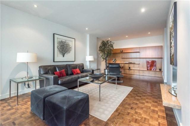 1003 - 131 Bloor St W, Condo with 2 bedrooms, 1 bathrooms and 1 parking in Toronto ON | Image 8
