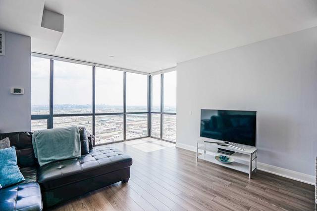 3401 - 2900 Highway 7, Condo with 1 bedrooms, 2 bathrooms and 1 parking in Vaughan ON | Image 3