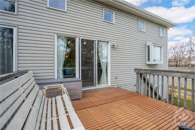 211 Gladeview Private, Townhouse with 2 bedrooms, 3 bathrooms and 4 parking in Ottawa ON | Image 27