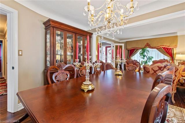 6300 Giovina Drive, House detached with 5 bedrooms, 3 bathrooms and 5 parking in Niagara Falls ON | Image 4
