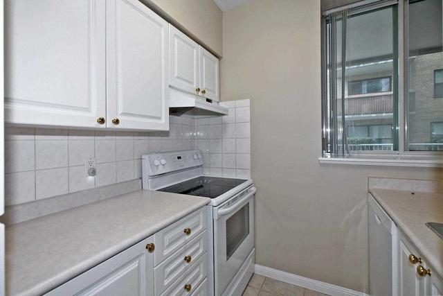 107 - 398 Eglinton Ave E, Condo with 1 bedrooms, 1 bathrooms and 1 parking in Toronto ON | Image 3