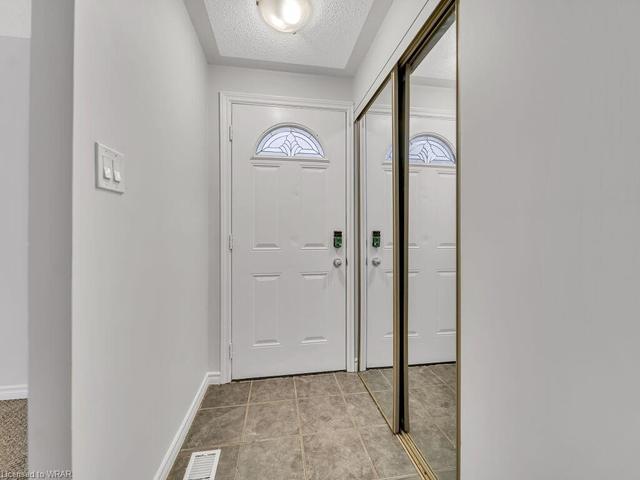 377 Heritage Drive, House detached with 6 bedrooms, 2 bathrooms and 3 parking in Kitchener ON | Image 38