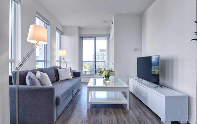 902 - 170 Sumach St, Condo with 2 bedrooms, 2 bathrooms and 1 parking in Toronto ON | Image 2