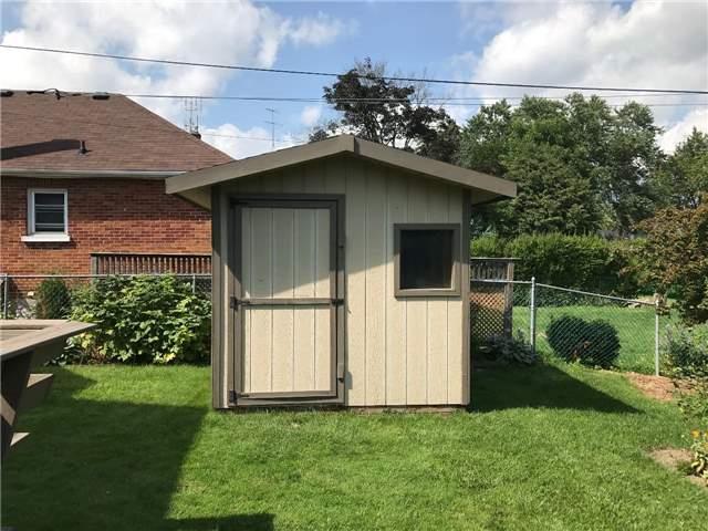 873 Masson St, House detached with 3 bedrooms, 1 bathrooms and 3 parking in Oshawa ON | Image 4