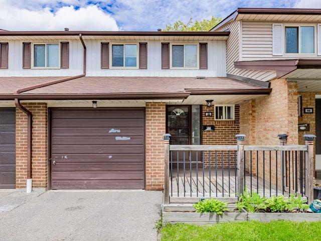 97 Baronwood Crt, Townhouse with 3 bedrooms, 2 bathrooms and 3 parking in Brampton ON | Image 12