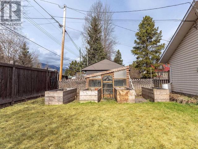 3507 Third Avenue, House detached with 3 bedrooms, 1 bathrooms and null parking in Smithers BC | Image 23
