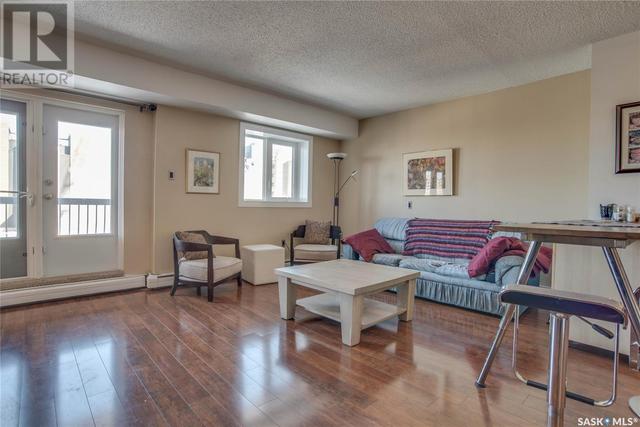904 - 405 5th Avenue N, Condo with 2 bedrooms, 1 bathrooms and null parking in Saskatoon SK | Image 3
