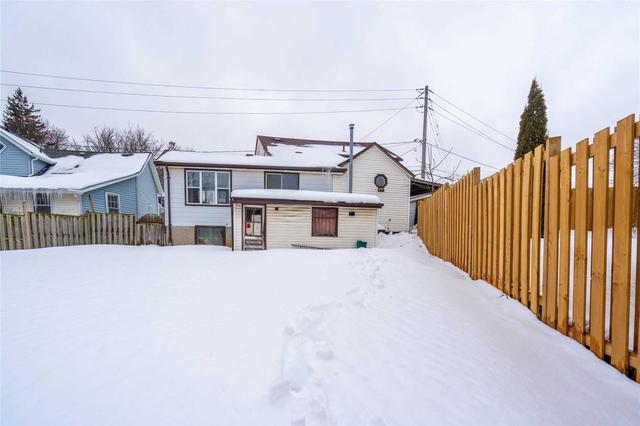 85 Adam St, House detached with 3 bedrooms, 1 bathrooms and 3 parking in Cambridge ON | Image 31