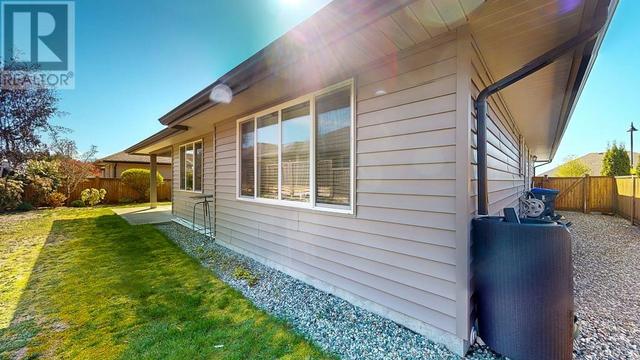 6262 Kevins Road, House detached with 3 bedrooms, 2 bathrooms and 4 parking in Sechelt BC | Image 32