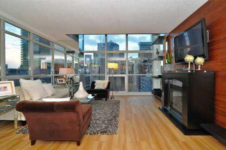 lph05 - 36 Blue Jays Way, Condo with 2 bedrooms, 2 bathrooms and 1 parking in Toronto ON | Image 3