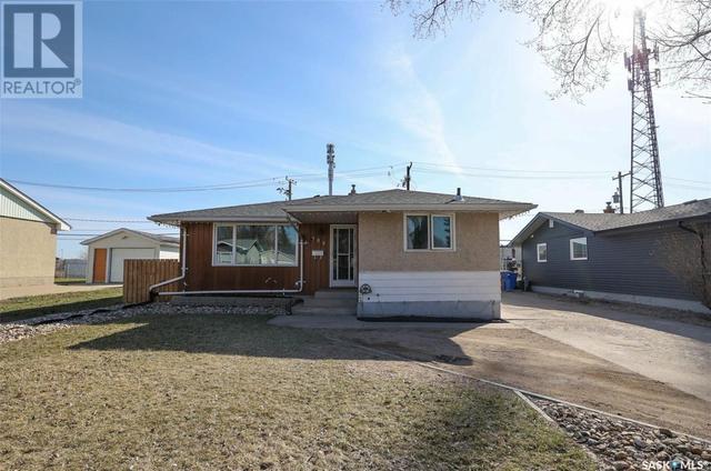 309 Coldwell Road, House detached with 4 bedrooms, 2 bathrooms and null parking in Regina SK | Image 1