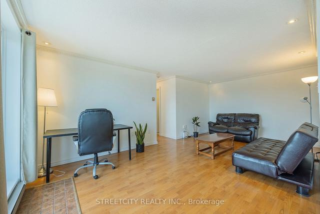701 - 986 Huron St, Condo with 2 bedrooms, 1 bathrooms and 1 parking in London ON | Image 2