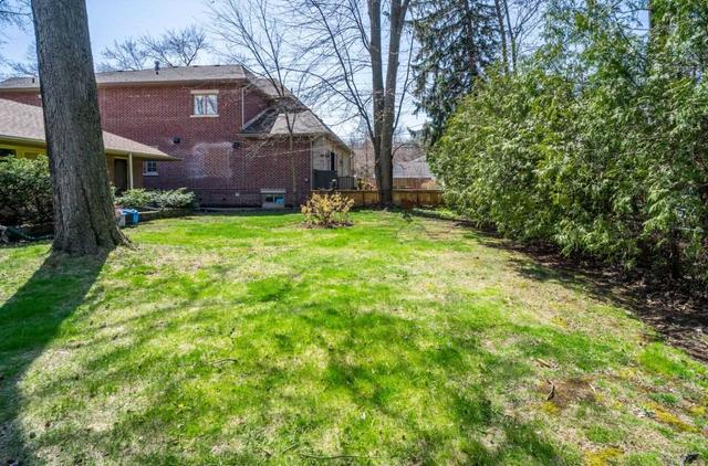 4 Westridge Rd, House detached with 3 bedrooms, 2 bathrooms and 6 parking in Toronto ON | Image 9