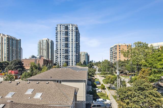 3 - 52 Holmes Ave, Townhouse with 2 bedrooms, 2 bathrooms and 1 parking in Toronto ON | Image 31