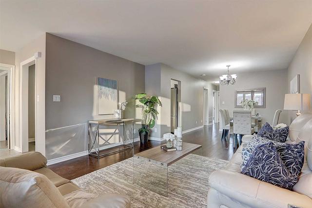 3 Deaconwood Rd, House semidetached with 3 bedrooms, 2 bathrooms and 3 parking in Toronto ON | Image 34