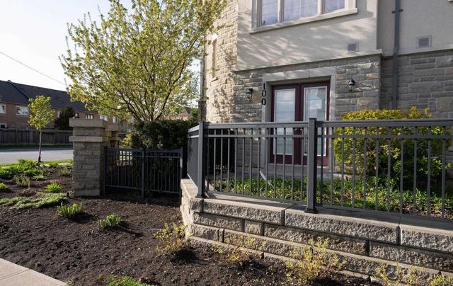 100 North Park Rd, Townhouse with 3 bedrooms, 3 bathrooms and 4 parking in Vaughan ON | Image 28