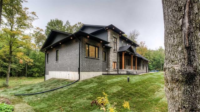 4776 Wilmot Easthope Rd, House detached with 4 bedrooms, 5 bathrooms and 15 parking in Perth East ON | Image 1