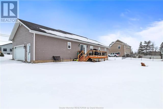 20 Riverside Dr, House detached with 3 bedrooms, 2 bathrooms and null parking in Petitcodiac NB | Image 3