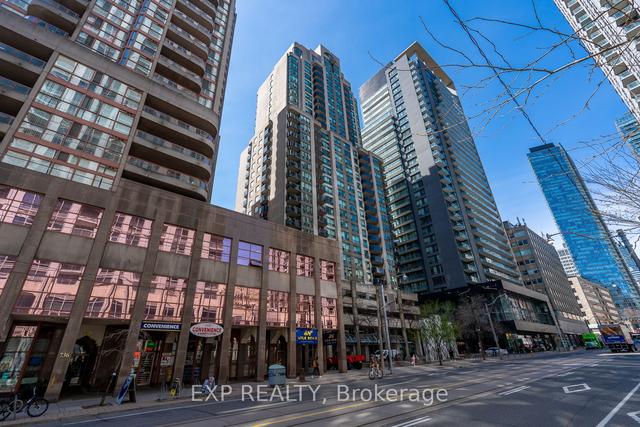 902 - 750 Bay St, Condo with 1 bedrooms, 1 bathrooms and 1 parking in Toronto ON | Image 23