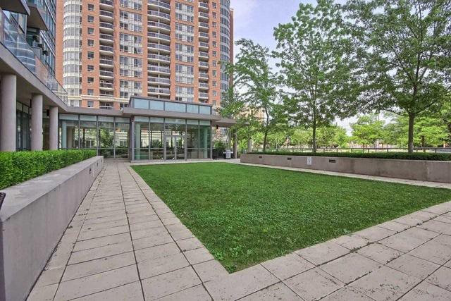 1207 - 26 Norton Ave, Condo with 2 bedrooms, 2 bathrooms and 1 parking in Toronto ON | Image 25