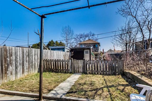 445 Westmount Ave, House detached with 2 bedrooms, 2 bathrooms and 1 parking in Toronto ON | Image 31