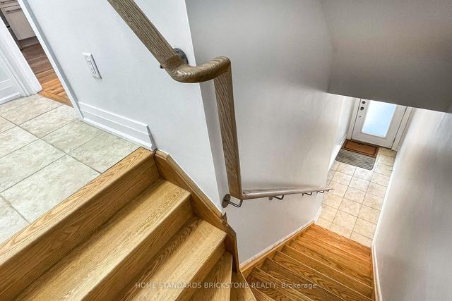 10 - 11 Eldora Ave, Townhouse with 2 bedrooms, 2 bathrooms and 1 parking in Toronto ON | Image 28