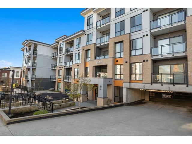 a300 - 20087 68 Avenue, Condo with 1 bedrooms, 1 bathrooms and 1 parking in Langley BC | Image 3