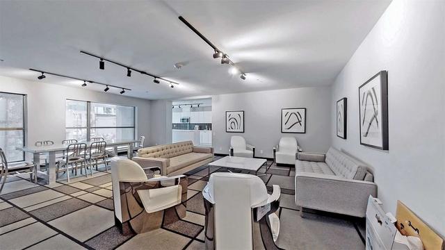 415 - 39 Brant St, Condo with 2 bedrooms, 1 bathrooms and 0 parking in Toronto ON | Image 24
