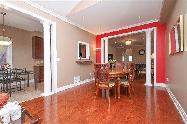 87 Thomas Legge Cres, House attached with 3 bedrooms, 4 bathrooms and 3 parking in Richmond Hill ON | Image 6