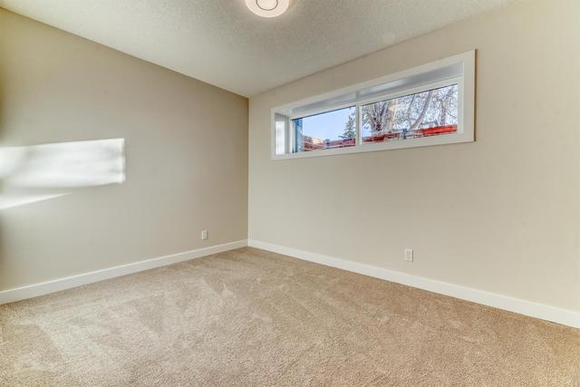 2832 Cedarbrae Drive Sw, House detached with 4 bedrooms, 3 bathrooms and 2 parking in Calgary AB | Image 34