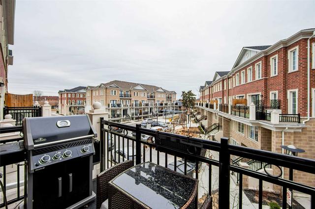 e17 - 26 Bruce St, Townhouse with 2 bedrooms, 2 bathrooms and 1 parking in Vaughan ON | Image 4