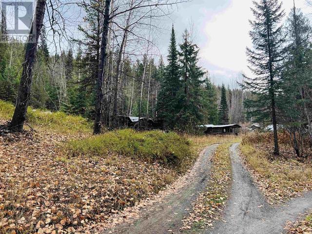 6096 Cedar Creek Road, House detached with 2 bedrooms, 1 bathrooms and null parking in Cariboo F BC | Image 31