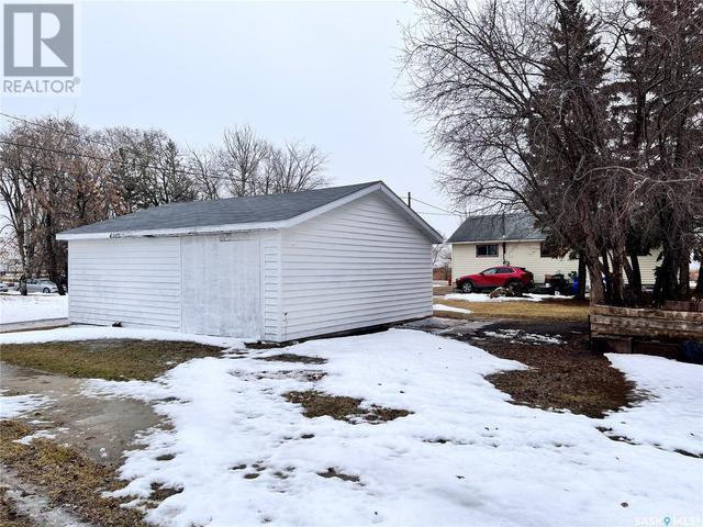 525 1st Avenue, House detached with 3 bedrooms, 1 bathrooms and null parking in Raymore SK | Image 26