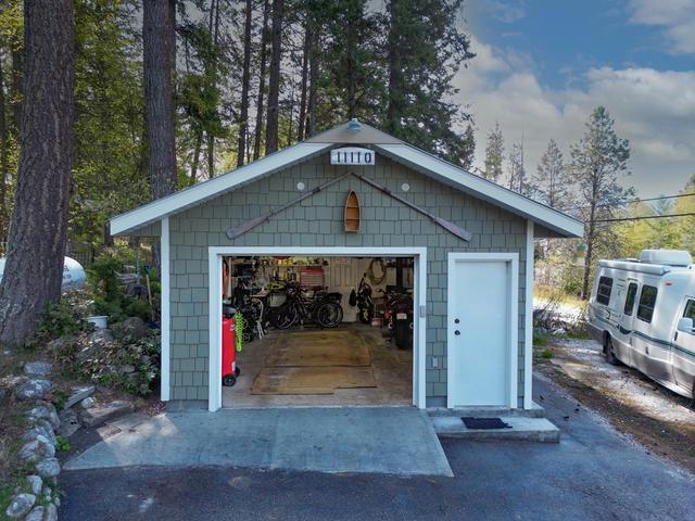 11110 Highway 3a, House detached with 3 bedrooms, 2 bathrooms and null parking in Central Kootenay A BC | Image 48