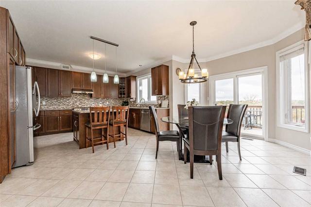 56 Ingram Dr, House detached with 5 bedrooms, 4 bathrooms and 4 parking in Guelph ON | Image 2