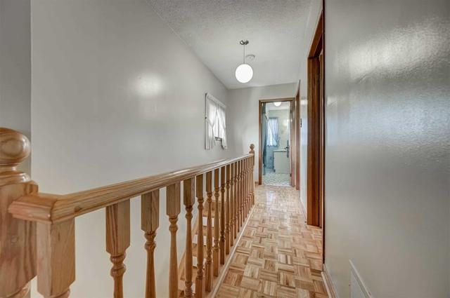 214 Yarmouth Rd, House detached with 4 bedrooms, 3 bathrooms and 2 parking in Toronto ON | Image 5