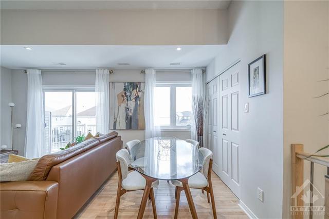 26 Sternes Private, House attached with 2 bedrooms, 1 bathrooms and 1 parking in Ottawa ON | Image 8