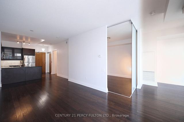 4109 - 2191 Yonge St, Condo with 1 bedrooms, 1 bathrooms and 1 parking in Toronto ON | Image 4